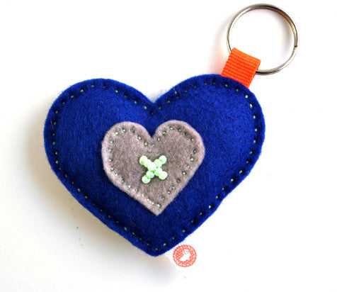 HEART KEY RING - RIBBON