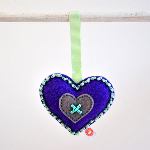 RIBBON HEART - BEAD