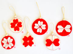 KALEIDOSCOPE BALL SETS - BRIGHT RED + CREAM