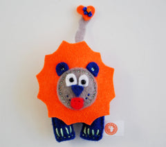 BUSHFELT MAGNET - LION